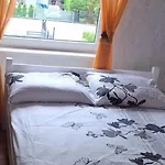 Agat, Parking Zabaw Kwatera prywatna Karwieńskie Błoto