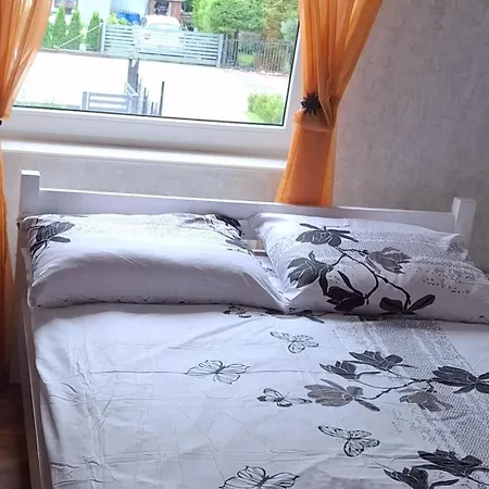 Agat, Parking, Plac Zabaw Kwatera prywatna Karwieńskie Błoto