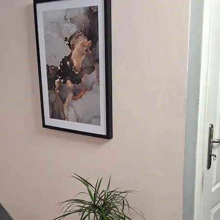 Agat, Parking, Plac Zabaw *