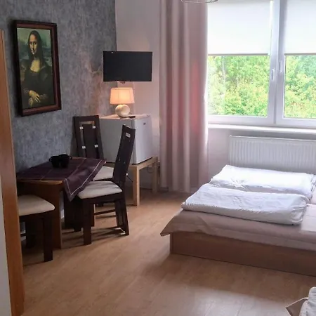 Agat, Parking, Plac Zabaw *