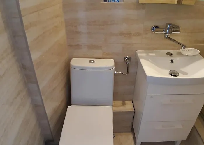 Agat, Parking, Plac Zabaw منزل للإقامة