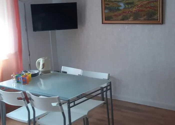 Agat, Parking, Plac Zabaw *