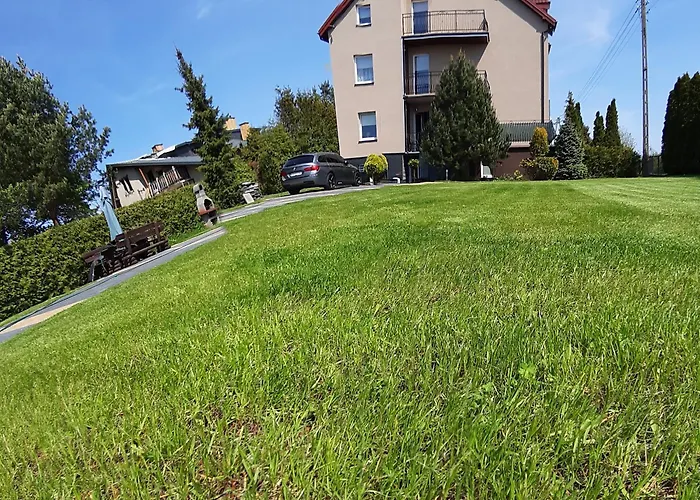 Agat, Parking, Plac Zabaw منزل للإقامة