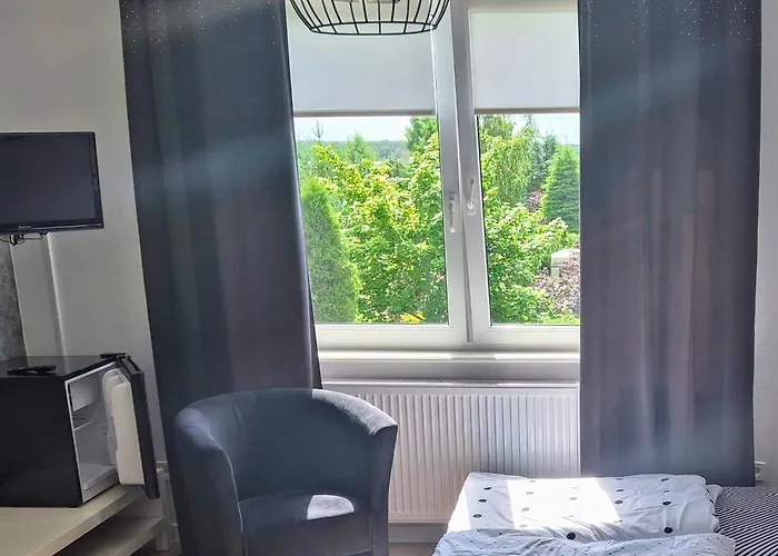 Agat, Parking, Plac Zabaw منزل للإقامة